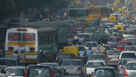 Odd-even vehicle formula from 8 am to 8 pm Odd-even vehicle formula from 8 am to 8 pm
