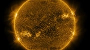 ESA Solar Orbiter traces S-shaped switchbacks to magnetic loops