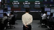KOSPI plunges 14.3% this week amid fading AI investment optimism