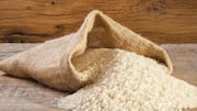 India rice export prices near 1-year high amid poor rainfall