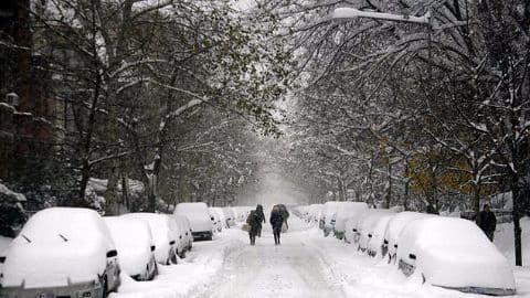 Emergency declared in USA as 'historic' blizzard approaches Emergency declared in USA as 'historic' blizzard approaches