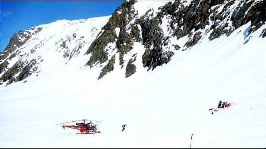 Siachen avalanche claims Indian soldiers