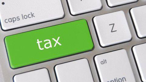 Vodafone asked to pay Rs.14,300 crore tax Vodafone asked to pay Rs.14,300 crore tax