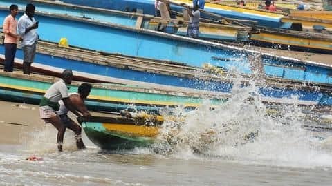 साइक्लोन गाजा: एक नजर सरकार और NDRF की तैयारियों पर साइक्लोन गाजा: एक नजर सरकार और NDRF की तैयारियों पर