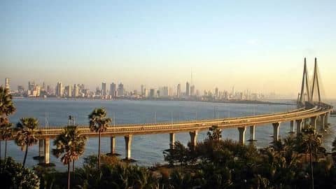 Mumbai: Drive on Versova-Bandra-Worli sea link to get costlier Mumbai: Drive on Versova-Bandra-Worli sea link to get costlier
