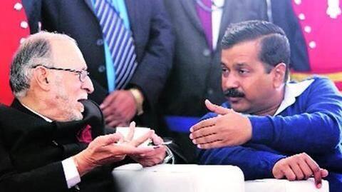 Delhi Government's revolutionary 'doorstep-delivery of ration' plan awaits LG nod Delhi Government's revolutionary 'doorstep-delivery of ration' plan awaits LG nod
