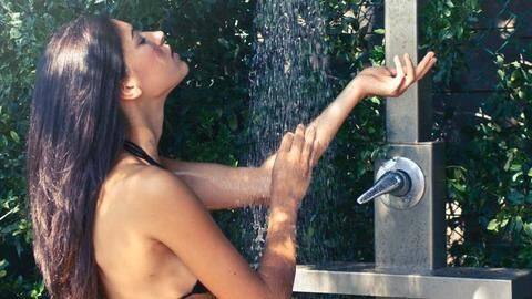 Really weird habits of our favorite Hollywood actors Really weird habits of our favorite Hollywood actors