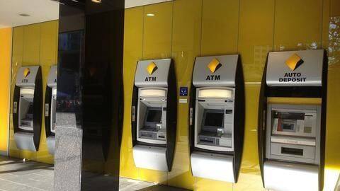 Dwarka: Thieves flee with ATM machine having Rs. 30L cash Dwarka: Thieves flee with ATM machine having Rs. 30L cash