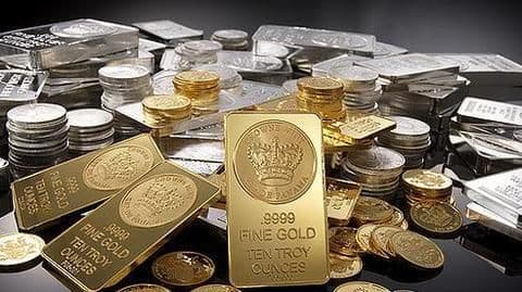 Gold sheds Rs. 270, silver up by Rs. 120 Gold sheds Rs. 270, silver up by Rs. 120