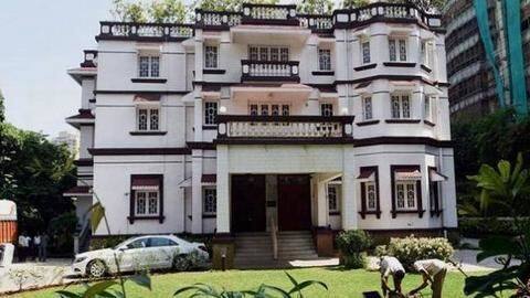 Kumar Mangalam Birla's house has reportedly 20 bedrooms Kumar Mangalam Birla's house has reportedly 20 bedrooms