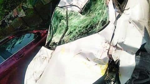 Delhi: Car overturns after hitting divider, two DU students killed Delhi: Car overturns after hitting divider, two DU students killed
