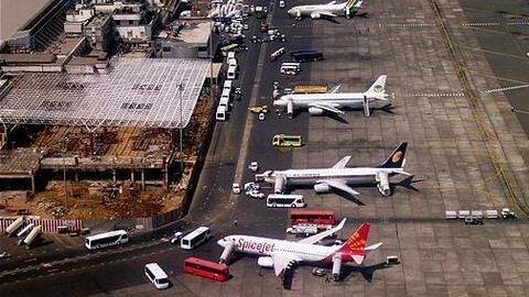 Relief for Mumbai Airport flyers as flight delays come down Relief for Mumbai Airport flyers as flight delays come down