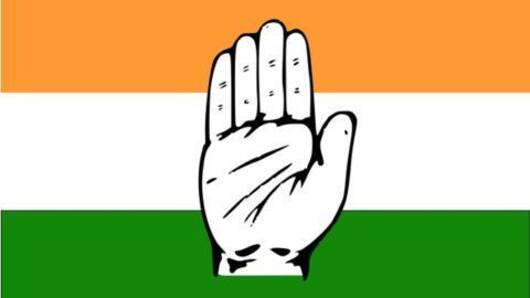 Robert Vadra land deal runs into controversy again