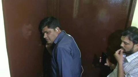 Bhopal: Armed man holds model hostage in flat