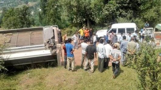 J&K: Mini-bus falls into gorge, 17 passengers killed