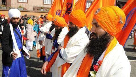 Pakistan blocks 1,800 Sikh pilgrims' access to Indian diplomats Pakistan blocks 1,800 Sikh pilgrims' access to Indian diplomats