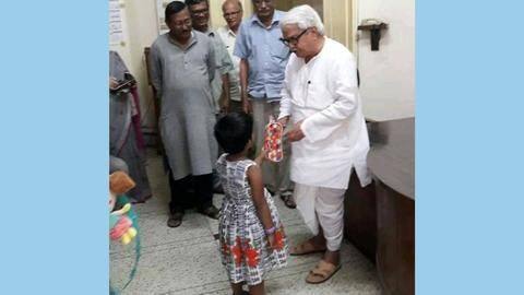 #KeralaReliefFund: 4-year-old girl donates Rs. 14,800 of piggy bank savings #KeralaReliefFund: 4-year-old girl donates Rs. 14,800 of piggy bank savings