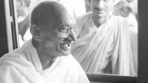 Gandhi's letter about spinning wheel sells for $6,358 at auction Gandhi's letter about spinning wheel sells for $6,358 at auction