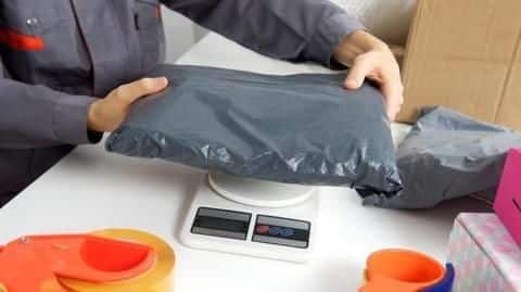 Maharashtra government likely to ban plastic packaging of e-commerce products Maharashtra government likely to ban plastic packaging of e-commerce products