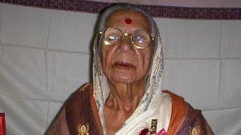 Lavani queen Yamunabai Waikar passes away at 103 Lavani queen Yamunabai Waikar passes away at 103