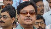 Shatrughan Sinha defends Navjot Singh Sidhu on hug controversy