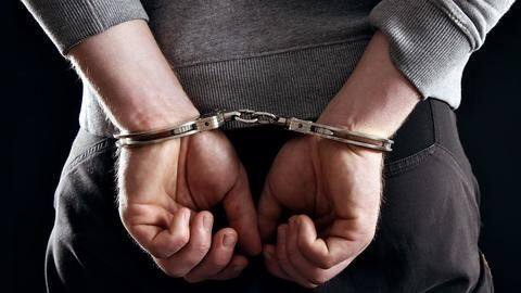 Woman held for making derogatory remarks against TN CM Palaniswami Woman held for making derogatory remarks against TN CM Palaniswami