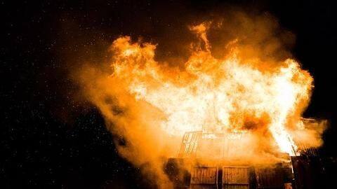 Delhi: Major fire guts Rohingya refugee camp; no casualties reported Delhi: Major fire guts Rohingya refugee camp; no casualties reported