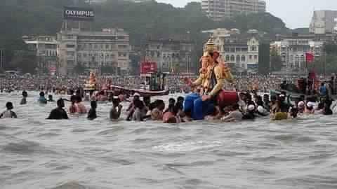 18 drown during immersion of Ganesh idols in Maharashtra 18 drown during immersion of Ganesh idols in Maharashtra