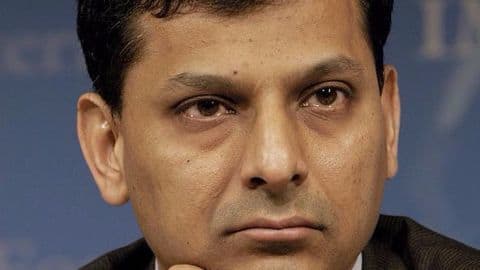 RBI maintains India's FY17 growth forecast of 7.6% RBI maintains India's FY17 growth forecast of 7.6%