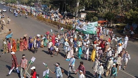 18 crore workers join Bharat Bandh 18 crore workers join Bharat Bandh