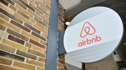 Airbnb goes the extra mile to tamp down on racism Airbnb goes the extra mile to tamp down on racism
