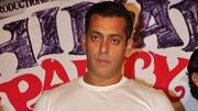 Salman says Bollywood should make movies like Bahubali