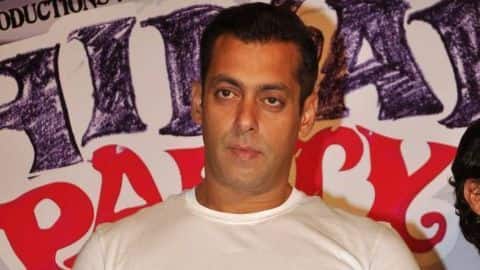 Bajrangi Bhaijaan sprints into the '100 crore' club Bajrangi Bhaijaan sprints into the '100 crore' club