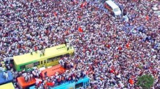 Stampede in UP: 24 dead, several critically injured
