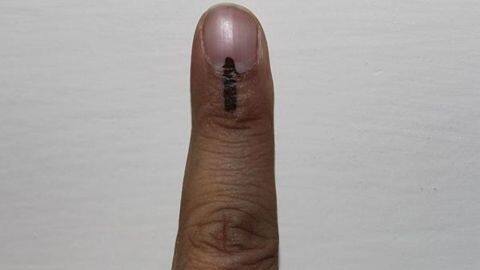 EC to banks: Don't use indelible ink EC to banks: Don't use indelible ink