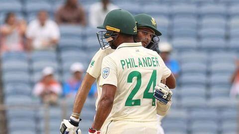 Maharaj and Philander frustrate the Indian bowlers Maharaj and Philander frustrate the Indian bowlers