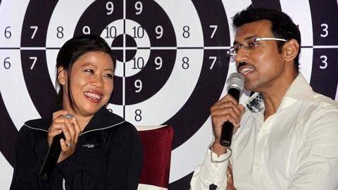 Mary Kom, Rajyavardhan Rathore engage in a boxing bout Mary Kom, Rajyavardhan Rathore engage in a boxing bout