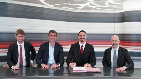 Zlatan Ibrahimovic signs new one-year AC Milan contract Zlatan Ibrahimovic signs new one-year AC Milan contract