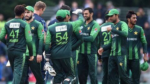 T20I Tri-Series 1st match: Pakistan thrash sorry Zimbabwe T20I Tri-Series 1st match: Pakistan thrash sorry Zimbabwe
