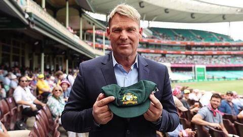 Warne's baggy green attracts final bid of AUD 1,007,500 Warne's baggy green attracts final bid of AUD 1,007,500