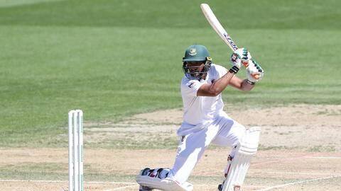 One-off Test: Mahmudullah's 150* gives Bangladesh the edge over Zimbabwe One-off Test: Mahmudullah's 150* gives Bangladesh the edge over Zimbabwe