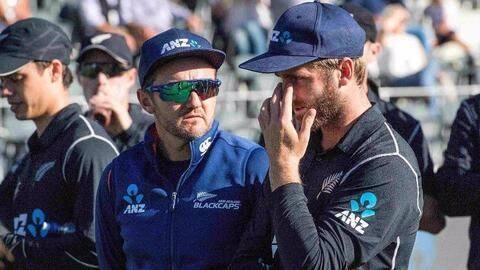 New Zealand coach Hesson resigns one year before World Cup New Zealand coach Hesson resigns one year before World Cup