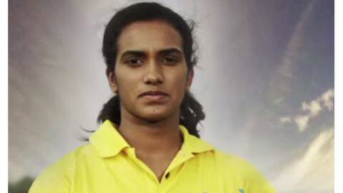 Sindhu smashes her way into semis; Saina knocked out Sindhu smashes her way into semis; Saina knocked out