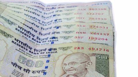 Banks make efforts for smooth functioning on pay-day Banks make efforts for smooth functioning on pay-day