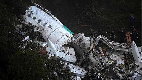 Two Pak Air Force pilots killed in crash during training Two Pak Air Force pilots killed in crash during training