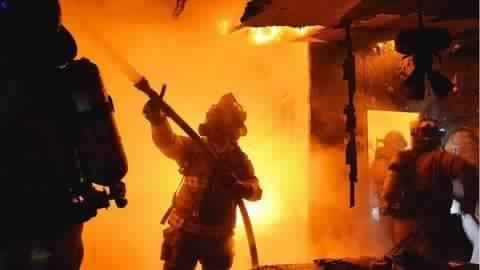 Mumbai: Part of building collapses after fire; fire-brigade personnel injured Mumbai: Part of building collapses after fire; fire-brigade personnel injured