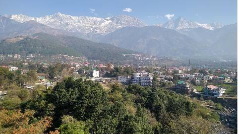 Himachal CM lauds progress of Dharamshala smart city project Himachal CM lauds progress of Dharamshala smart city project