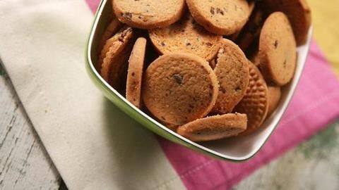 #TryThisAshCookie: Teenage girl bakes grandfather's ashes into cookies, feeds classmates #TryThisAshCookie: Teenage girl bakes grandfather's ashes into cookies, feeds classmates