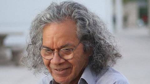 Indian-born billionaire bribed doctors with strippers, to prescribe addictive painkiller Indian-born billionaire bribed doctors with strippers, to prescribe addictive painkiller