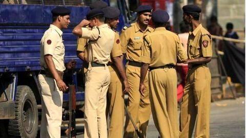 Kerala IPS-officer's daughter 'manhandles' police driver, case registered against both Kerala IPS-officer's daughter 'manhandles' police driver, case registered against both